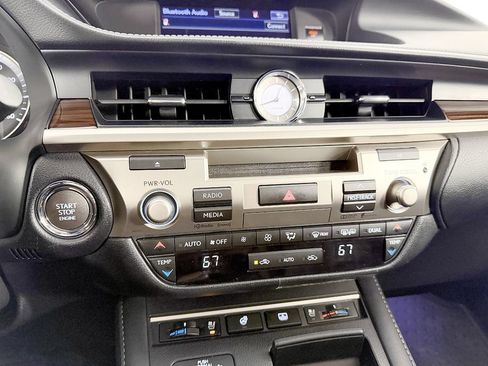 Used 2016 Lexus ES 350 w/ Luxury Package w/Wood Trim FWD image 68