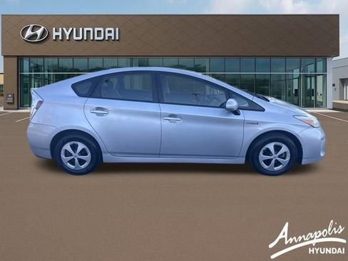 Used 2013 Toyota Prius Two image 6