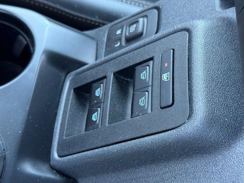 Used 2025 Ford Bronco Badlands w/ Sasquatch Package AWD/4WD image 22