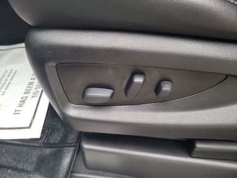 Used 2019 Chevrolet Tahoe LT RWD image 12