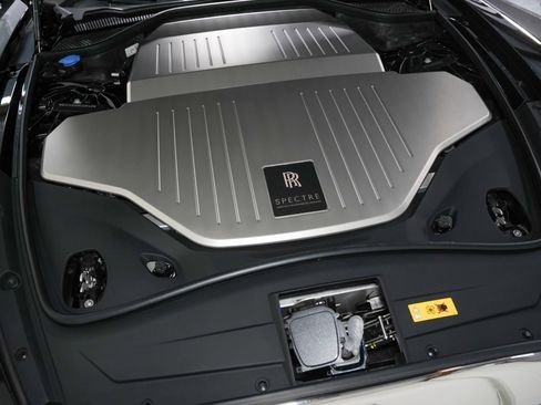 Used 2024 Rolls-Royce Spectre w/ Spectre Launch Package AWD/4WD image 58