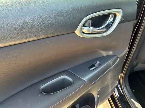 Used 2014 Nissan Sentra S FWD image 16