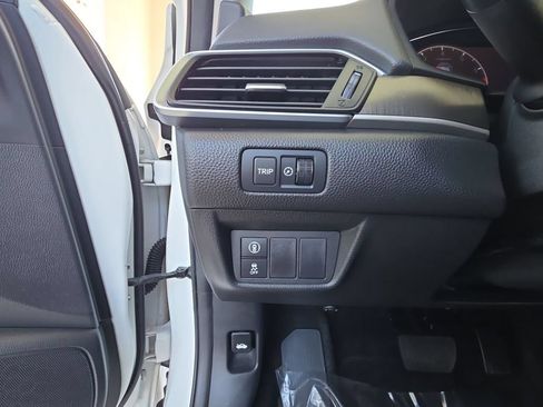 Used 2019 Honda Accord LX image 17