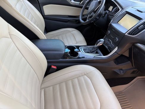 Used 2015 Ford Edge SEL w/ Equipment Group 201A FWD image 7