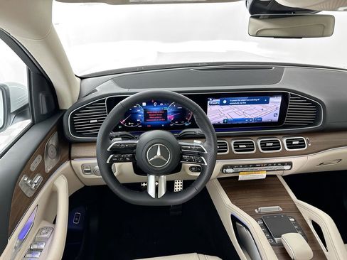 New 2026 Mercedes-Benz GLS 450 4MATIC image 24