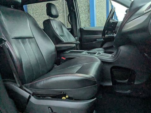 Used 2014 Dodge Grand Caravan R/T w/ Safety Sphere Group image 22