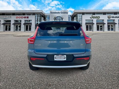 Used 2023 Volvo XC40 B5 Plus w/ Driver Assist Package AWD/4WD image 7