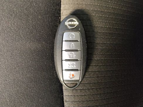 Used 2024 Nissan Altima 2.5 SV image 32