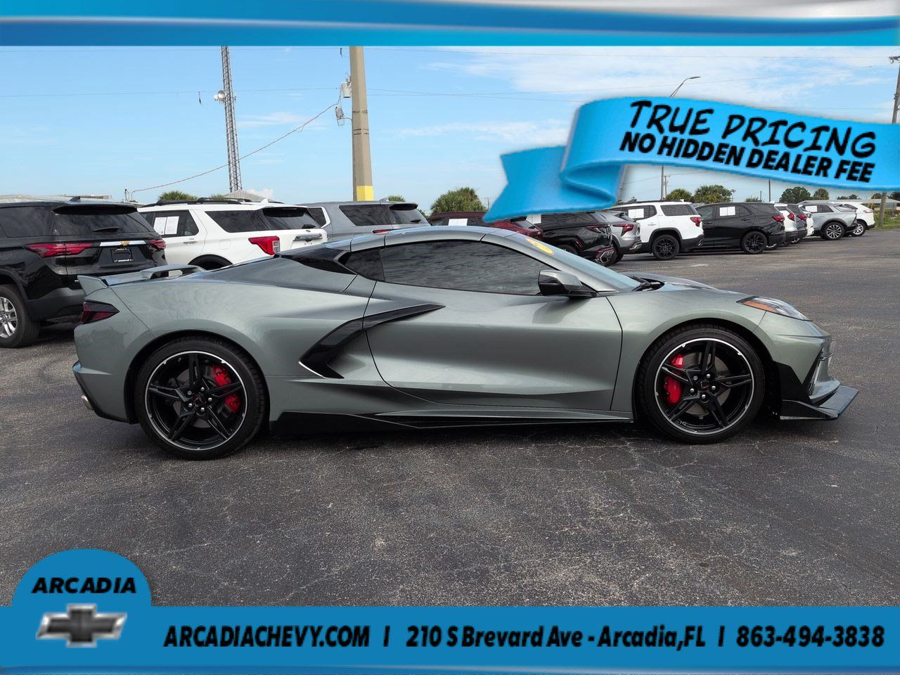 Used 2023 Chevrolet Corvette Stingray Premium Cpe w/ Z51 Performance Package RWD image 3