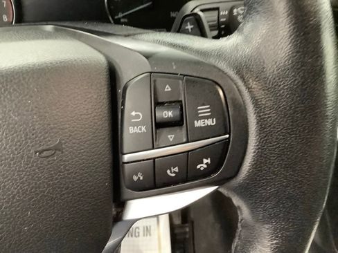 Used 2020 Ford Explorer Limited AWD/4WD image 16