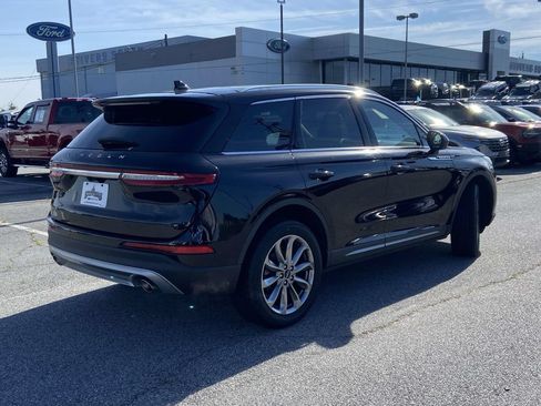 Used 2021 Lincoln Corsair AWD w/ Premium Package image 3