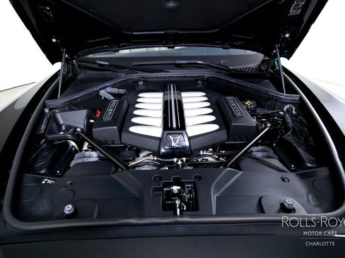 Certified 2017 Rolls-Royce Dawn RWD image 27