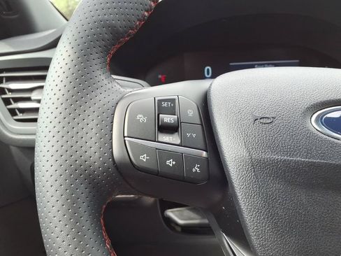 Used 2024 Ford Escape ST-Line w/ Tech Pack #1 AWD/4WD image 17