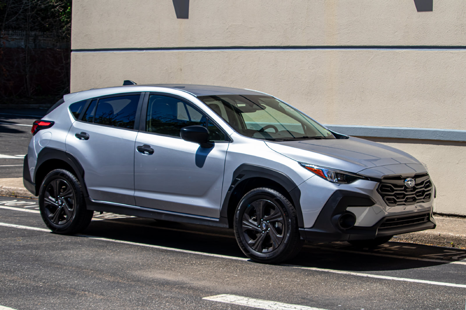 Used 2024 Subaru Crosstrek 2.0i AWD/4WD image 9
