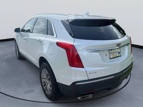 Used 2018 Cadillac XT5 Luxury w/ Driver Awareness Package FWD image 6
