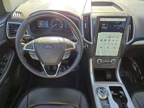 Used 2024 Ford Edge SEL image 19