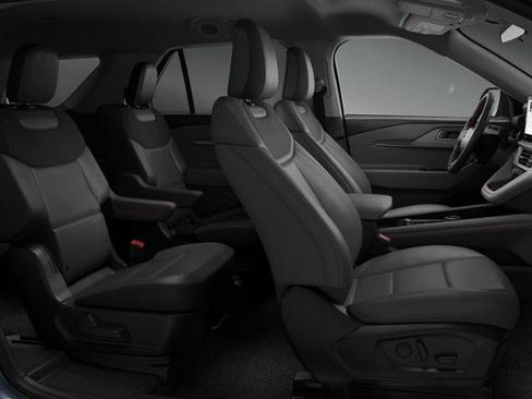 New 2026 Ford Explorer Active RWD image 21