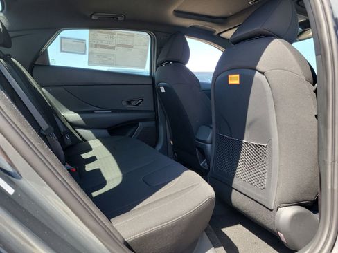 New 2026 Hyundai Elantra SEL Sport Premium FWD image 18