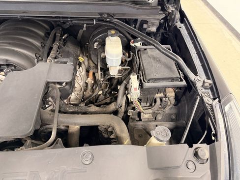 Used 2019 GMC Yukon XL Denali image 35