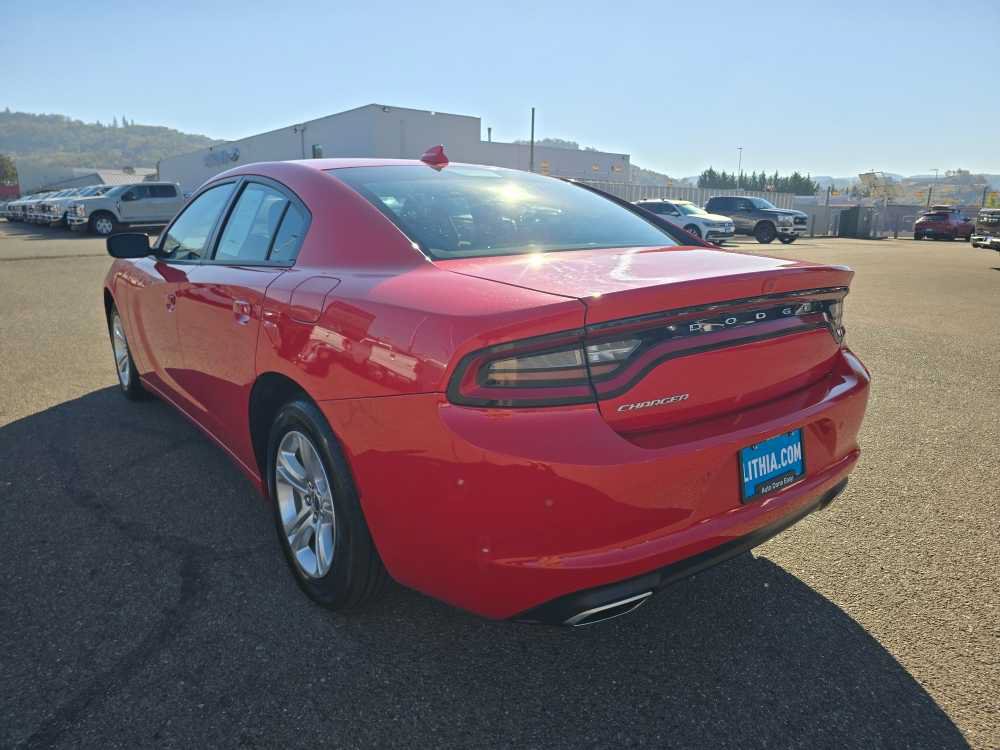 Used 2023 Dodge Charger SXT RWD image 3