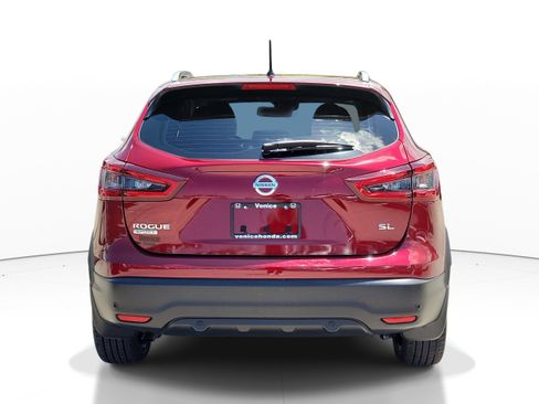 Used 2021 Nissan Rogue Sport SL w/ Premium Package FWD image 5