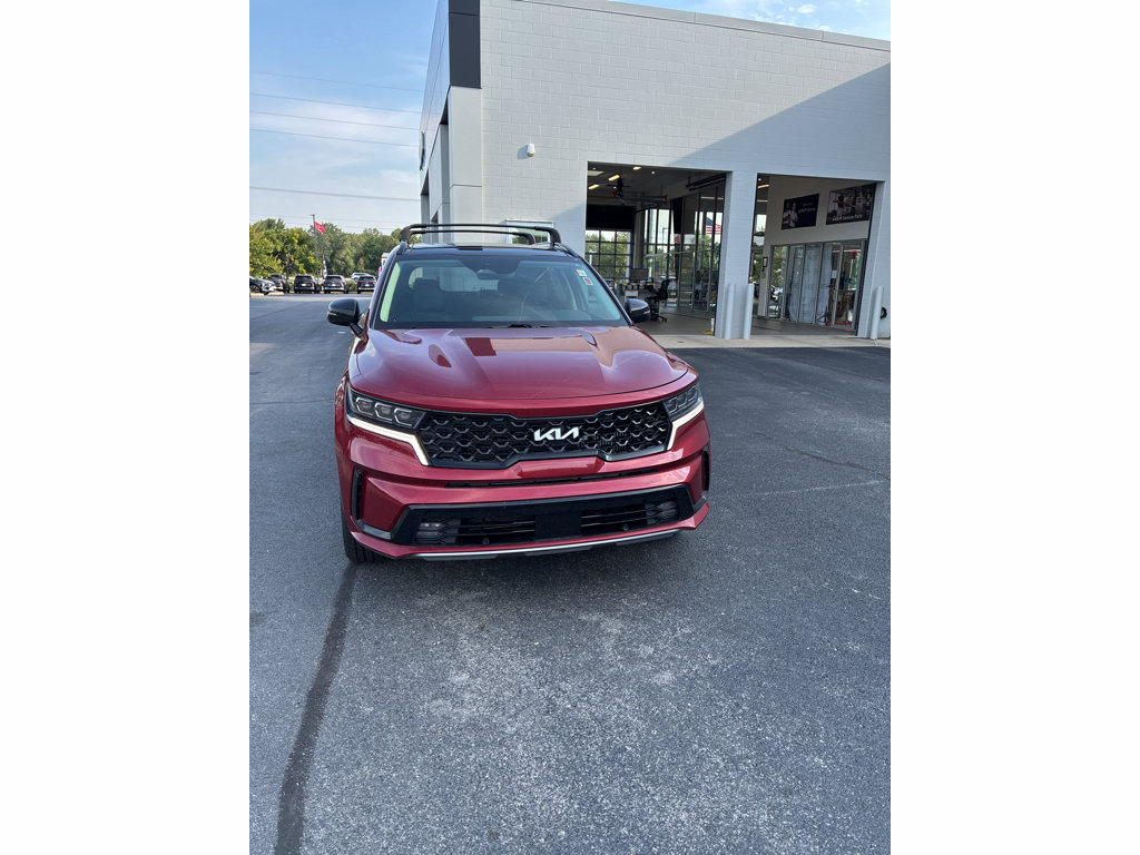 Used 2023 Kia Sorento SX AWD/4WD image 2
