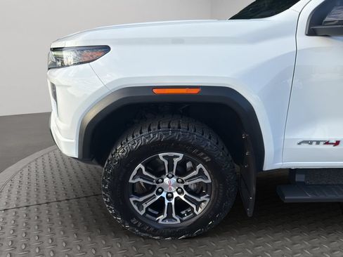 Used 2024 GMC Canyon AT4 w/ Technology Package AWD/4WD image 13