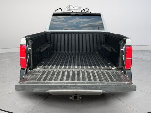 Used 2024 Toyota Tacoma SR AWD/4WD image 25