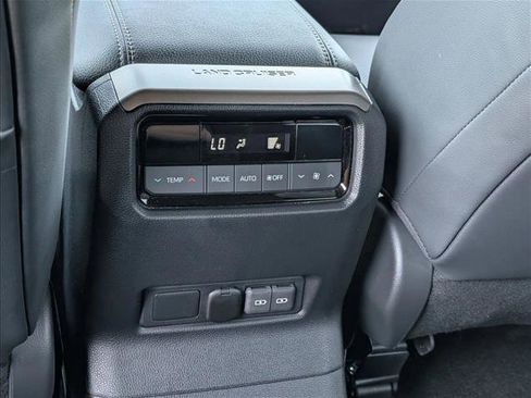 Certified 2024 Toyota Land Cruiser image 25