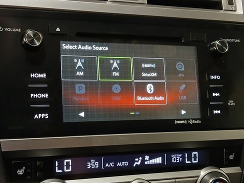 Used 2015 Subaru Outback 2.5i Limited AWD/4WD image 24