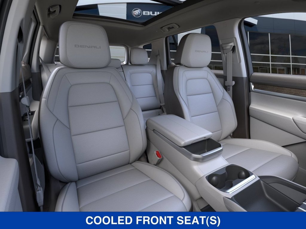 New 2027 GMC Terrain Denali w/ LPO, Floor Liner Package AWD/4WD image 17