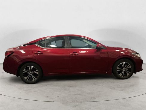 Used 2021 Nissan Sentra SV image 7