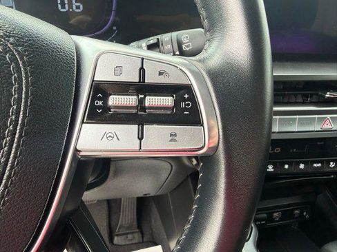 Used 2025 Kia Telluride S AWD/4WD image 10