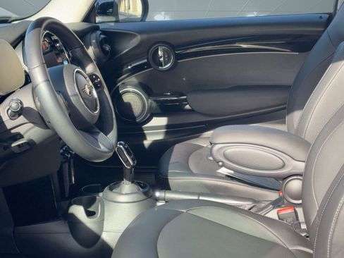 Certified 2023 MINI Cooper 2-Door Hardtop image 21