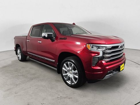 Certified 2024 Chevrolet Silverado 1500 High Country w/ High Country Premium Package AWD/4WD image 3