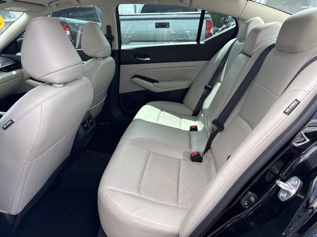 Used 2023 Nissan Altima 2.5 SL AWD/4WD image 19