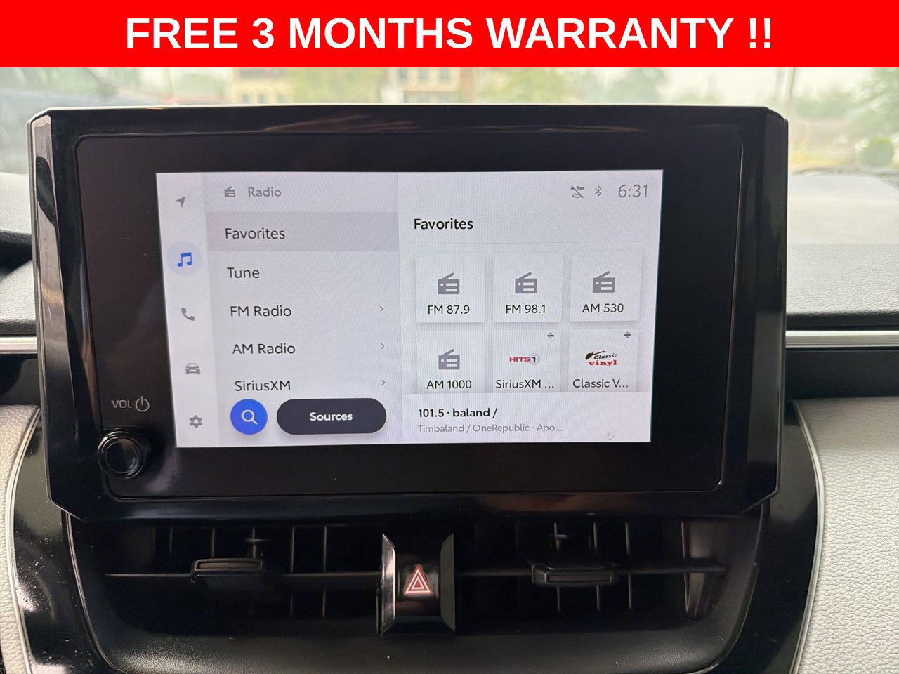 Used 2023 Toyota Corolla SE w/ Carpet Mat Package (TMS) FWD image 17
