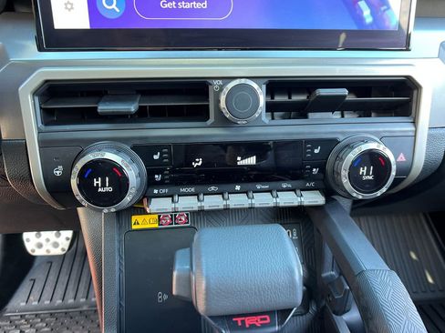 Used 2024 Toyota Tacoma TRD Sport w/ TRD Sport Premium Package image 17