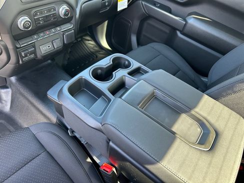 New 2026 GMC Sierra 2500 Pro w/ Convenience Package AWD/4WD image 18