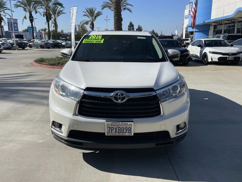 Used 2016 Toyota Highlander Limited image 25