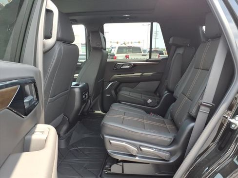 New 2026 Chevrolet Tahoe High Country w/ Sun And Tow Package AWD/4WD image 14