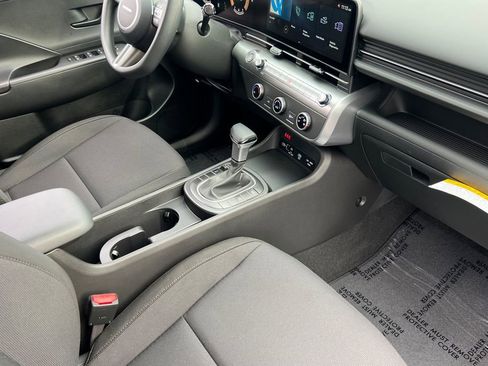 New 2026 Hyundai Kona SE image 14