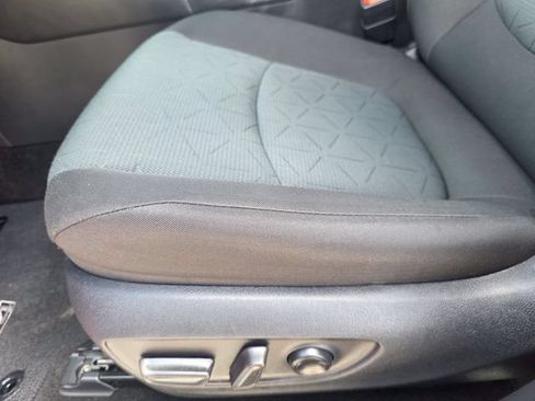 Certified 2025 Toyota RAV4 XLE FWD image 22