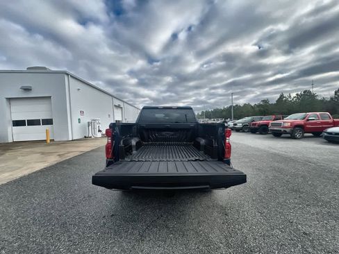 Used 2023 Chevrolet Silverado 1500 LT image 24