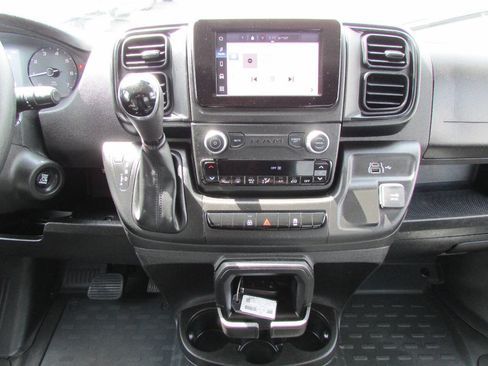 Used 2025 RAM ProMaster 3500 w/ Convenience Group image 20