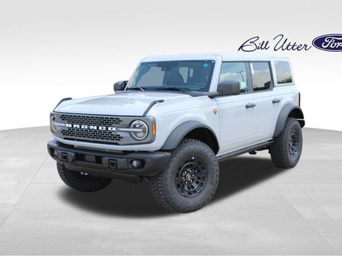 New 2026 Ford Bronco Badlands AWD/4WD image 1