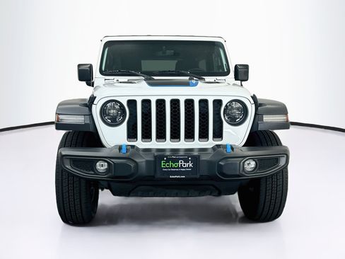 Used 2023 Jeep Wrangler Unlimited Rubicon 4xe w/ Cold Weather Group AWD/4WD image 2