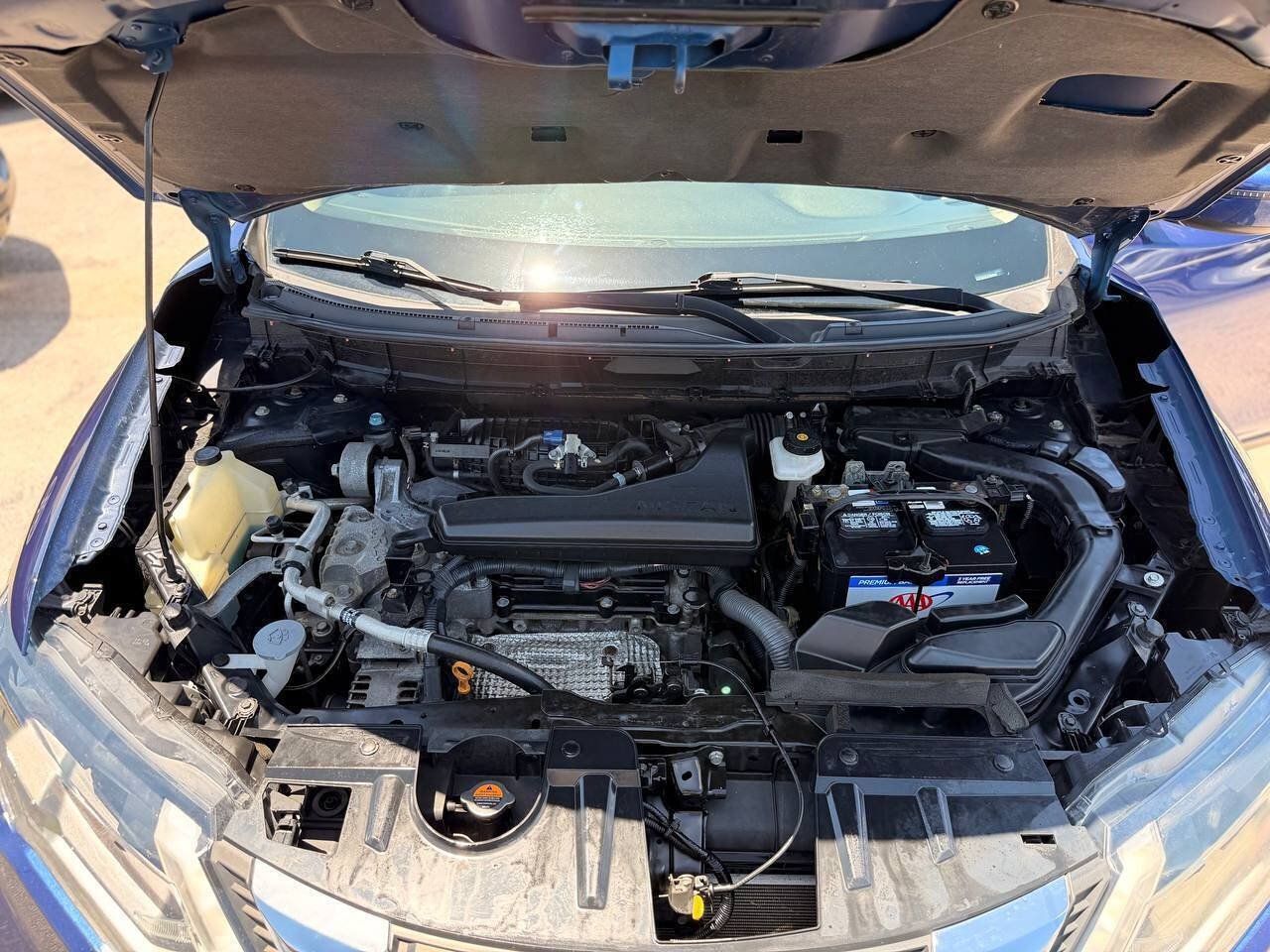 Used 2018 Nissan Rogue SV AWD/4WD image 28