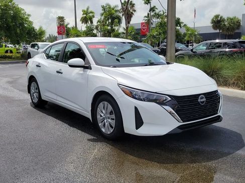 Used 2024 Nissan Sentra S FWD image 3