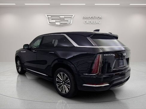 New 2026 Cadillac Escalade IQ Luxury 1 image 5